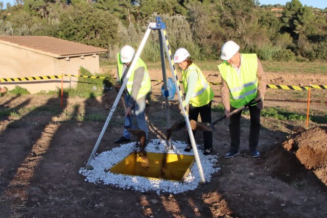 d63ad25a-2fdb-44ee-9e62-95fea08b8c92 (1)