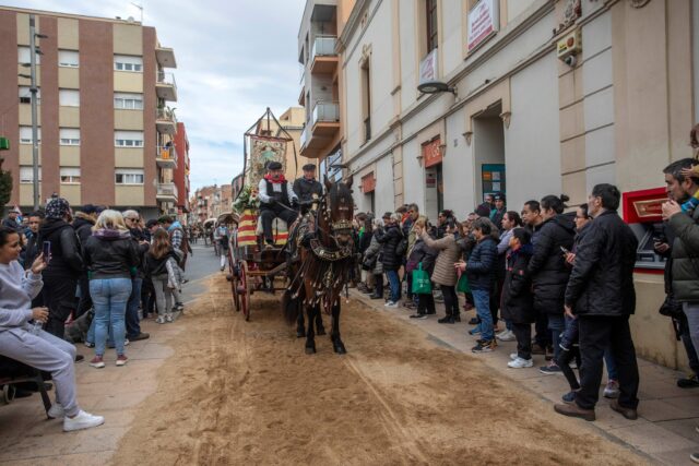 419270121_781190094042690_2169076004505068174_n-640x427-1